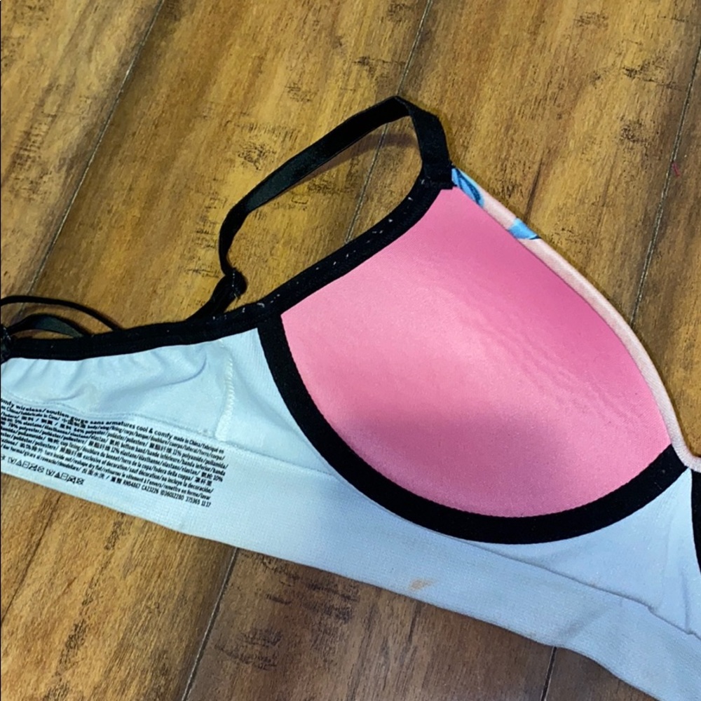 Bra - Picture 3 of 3